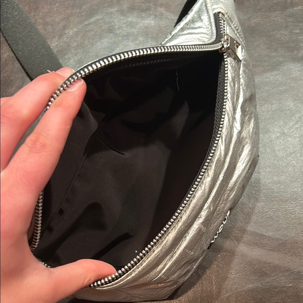 Wouf Glossy Waistbag - Silver - Picture 6 of 6